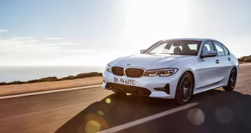 BMW 330e