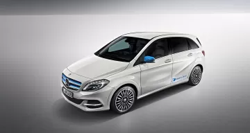 Mercedes-Benz B 250e