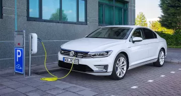 Volkswagen Passat GTE Saloon