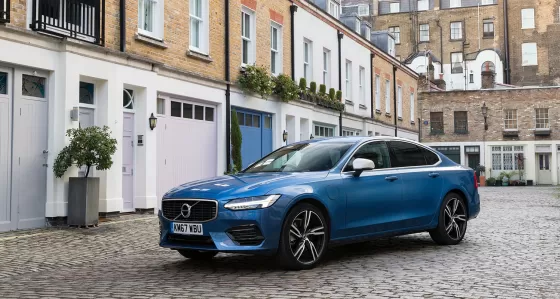 Volvo S90 Plug-In Hybrid