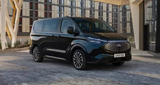Ford e-Tourneo Custom L2 160kW