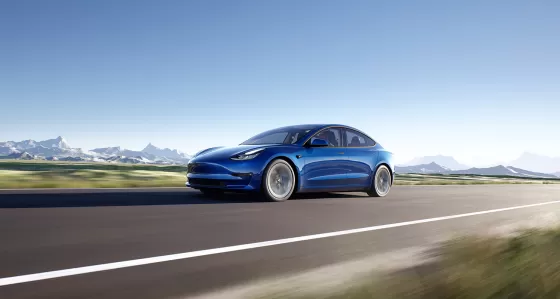 Tesla Model 3 Long Range AWD
