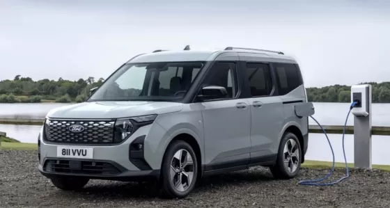 Ford e-Tourneo Courier