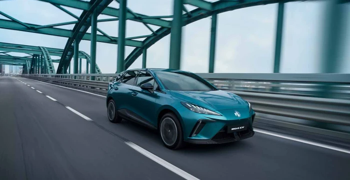 4 EV premium long range 2026