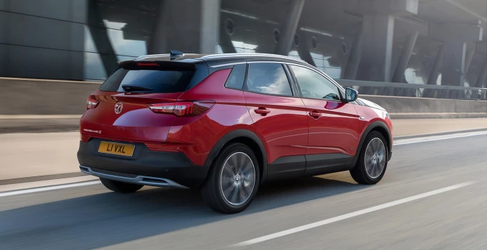 Grandland X Hybrid4