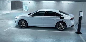 Peugeot 508 Plug-In Hybrid