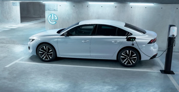 508 Plug-In Hybrid