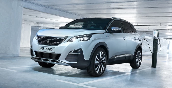 3008 Hybrid4