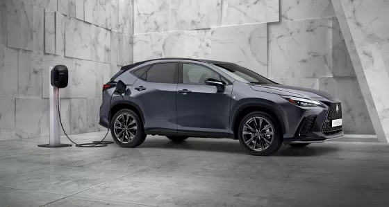 Lexus NX 450h+Plug-In Hybrid