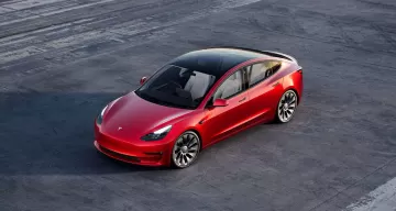 Tesla Model 3 Long Range RWD
