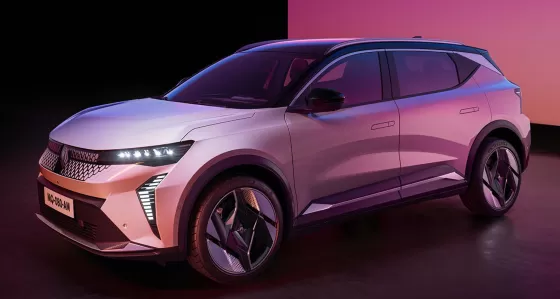 Renault Scenic E-Tech 220hp