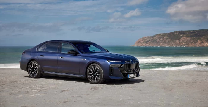 i7 xDrive50
