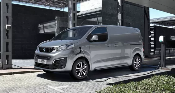 Peugeot e-Traveller Standard 75kWh