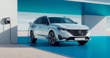 Peugeot e-308