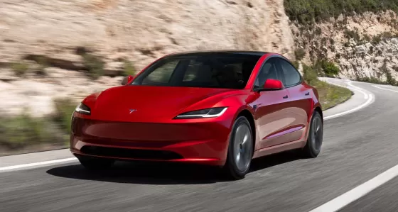 Tesla Model 3 Long Range RWD
