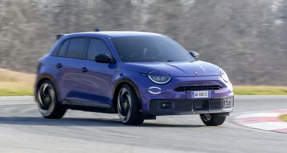 Abarth 600e Scorpionissima